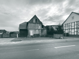 Bestandsaufnahme vor der Umplanung eines Mehrfamilienhauses in Uder (Eichsfeld, Thüringen) — moderne Architektur und Planung von PLANWERK M 